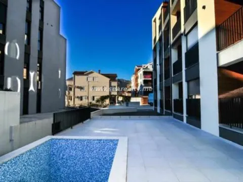 Izdavanje, jednosoban stan, 40m2, Donja Lastva, Tivat Izdavanje, jednosoban stan, 40m2, Donja Lastva, Tivat