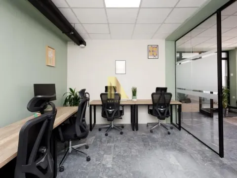 Izdavanje, poslovni prostor, 217m², Centar, Novi Sad - image 5