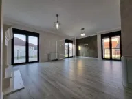 Prodaja, kuća, 400m², Tološi, Podgorica - image 3