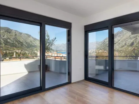 Prodaja, kuća, 160m², Škaljari, Kotor - image 26