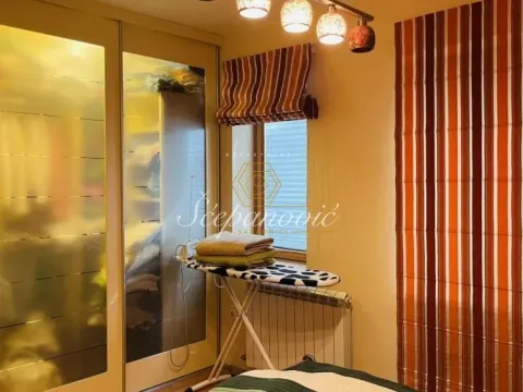 Sale, four bedroom apartment, 134m², Bulevar Oslobodjenja, Novi Sad Sve Podlokacije - image 11