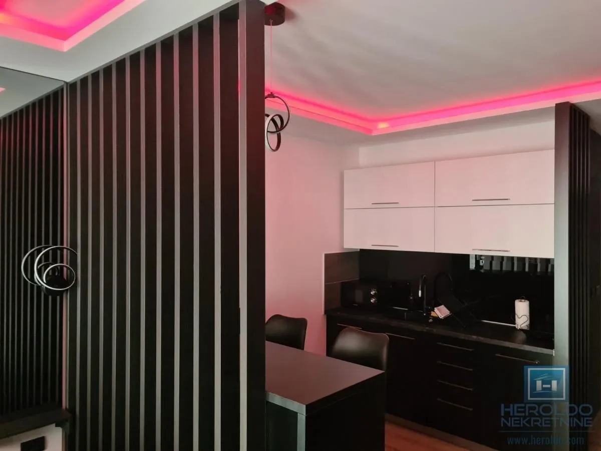 Prodaja, jednosoban stan, 30m², Kraljevi Čardaci, Kopaonik