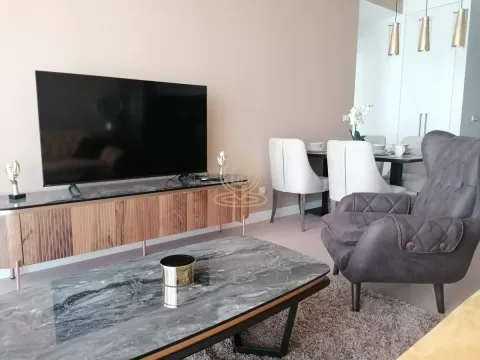 Izdavanje, trosoban stan, 70m², Savski Venac, Beograd - image 4