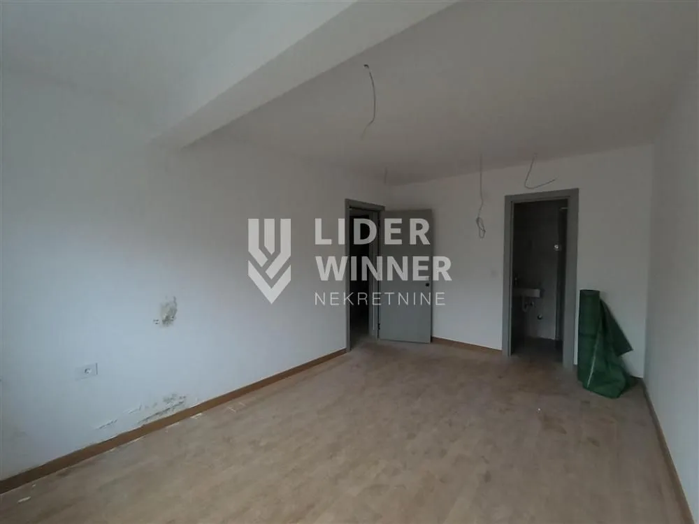 Prodaja, stan, 134m², Autokomanda, Voždovac Sve Podlokacije
