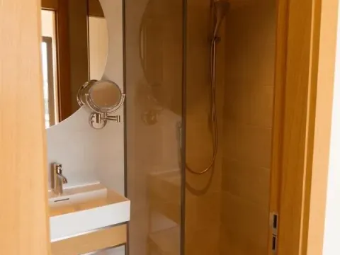 Prodaja, dvosoban stan, 88m², Porto Montenegro, Tivat - image 14