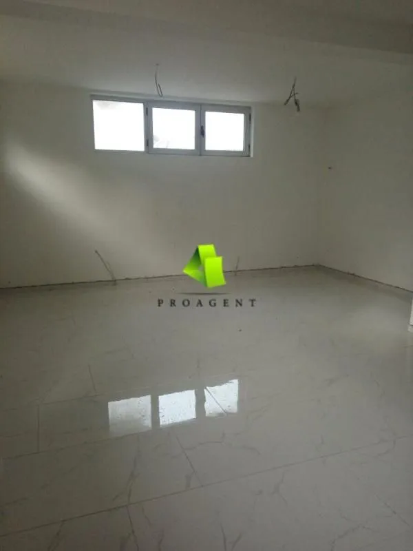 Rent, office space, 600m², Bubanj, Niš