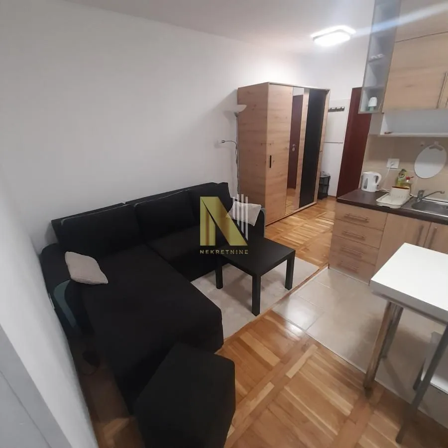 Prodaja, garsonjera, 22m², Nova Detelinara, Novi Sad Sve Podlokacije