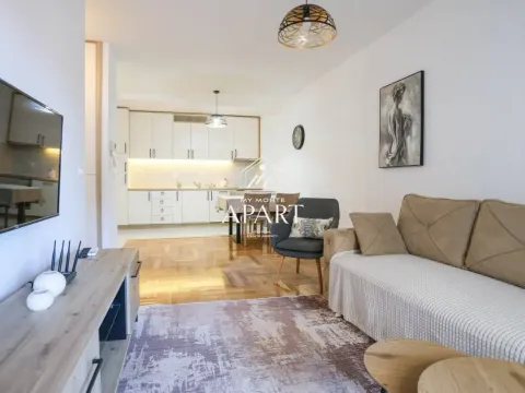 Rent, one bedroom apartment, 47m², Bečići, Budva - image 7