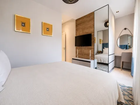 Prodaja, dvosoban stan, 102m², Porto Montenegro, Tivat - image 11