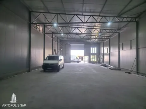 Rent, office space, 370m², Čukarica, Beograd - image 10