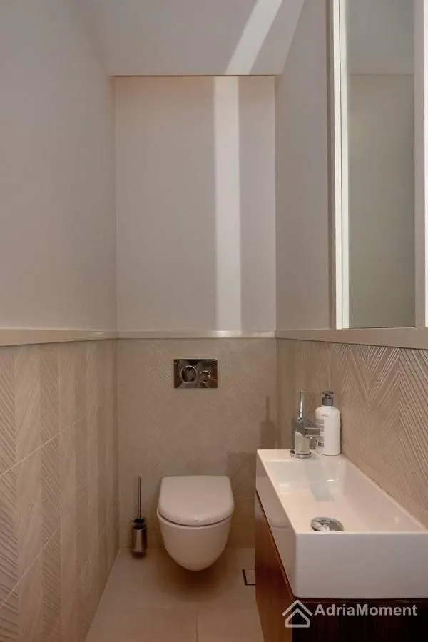Sale, two bedroom apartment, 160m², Porto Montenegro, Tivat