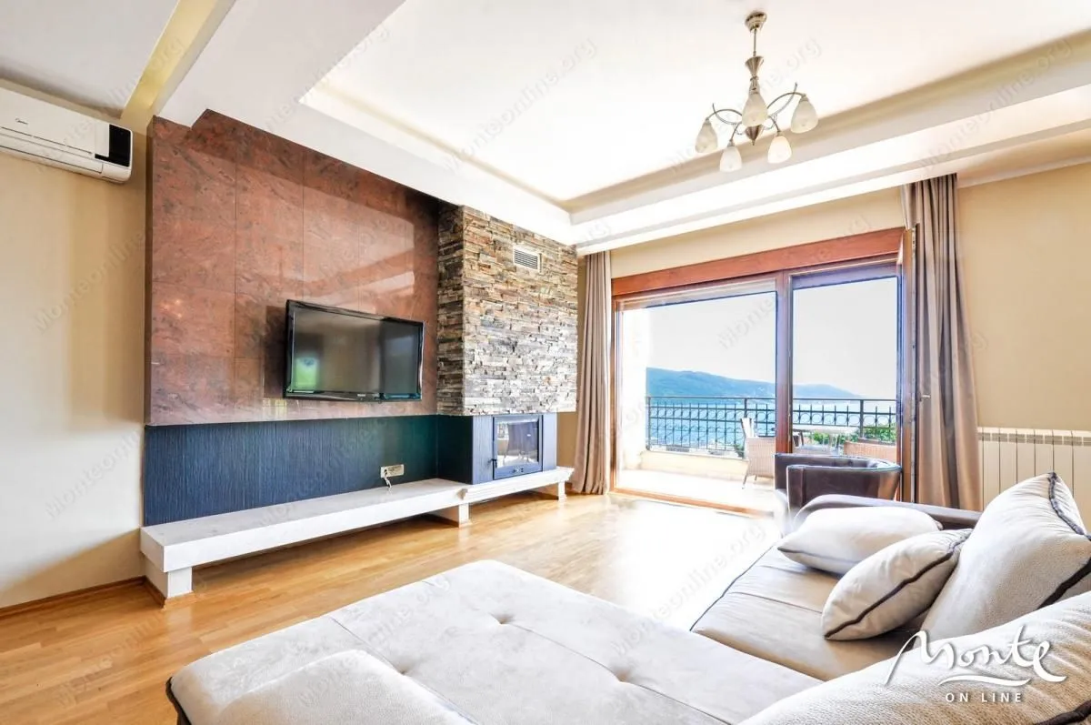 Prodaja, kuća, 227m², Zelenika, Herceg Novi