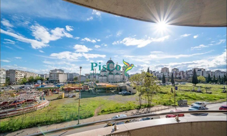 Prodaja, trosoban stan, 140m², Preko Morače, Podgorica