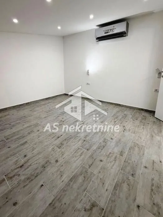 Rent, apartment, 120m², Kalenić Pijaca, Vračar Sve Podlokacije