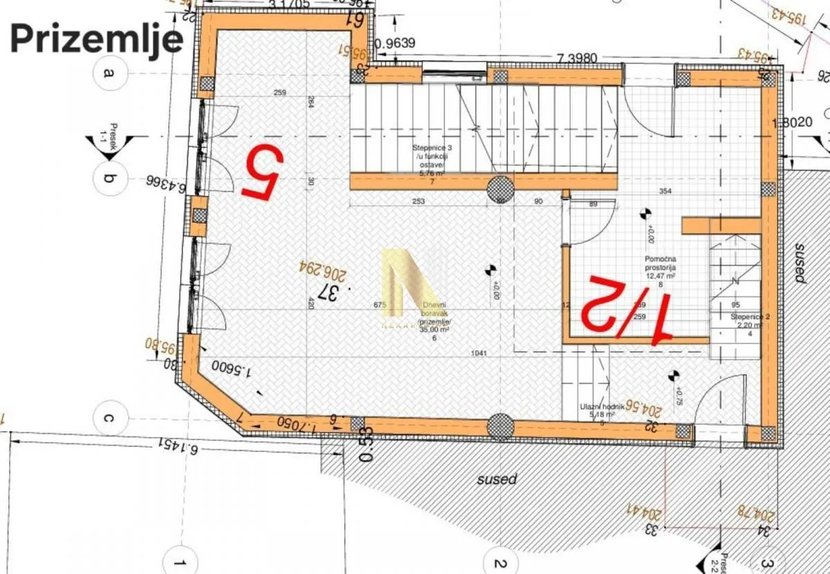 Izdavanje, kuća, 247m², Sremska Kamenica, Petrovaradin