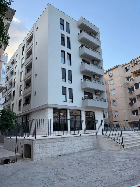 Prodaja, jednosoban stan, 42m², Rozino, Budva