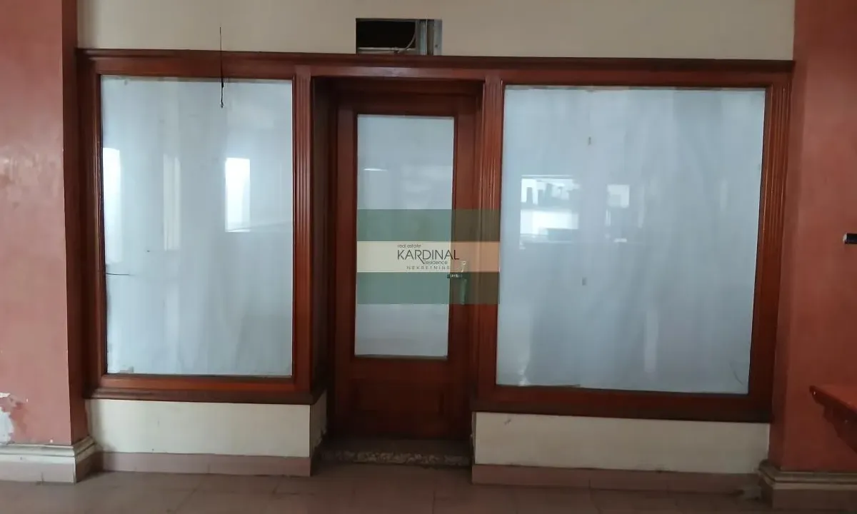 Sale, office space, 16m², Veliki park, Kragujevac