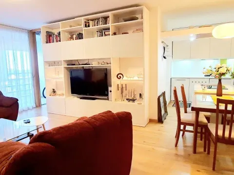 Prodaja, stan, 76m², Budva, Crna Gora