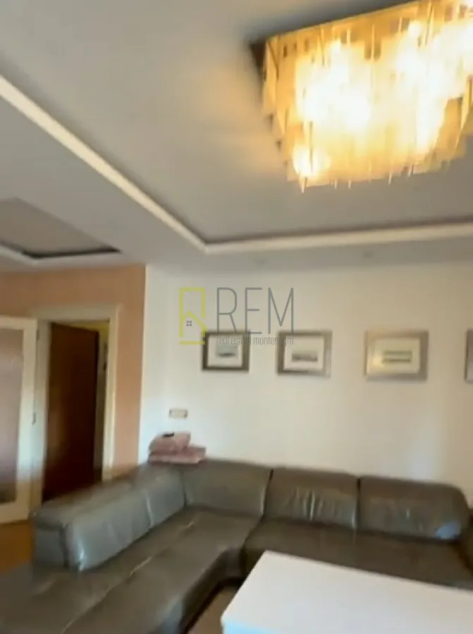 Prodaja, trosoban stan, 100m², Podgorica, Crna Gora