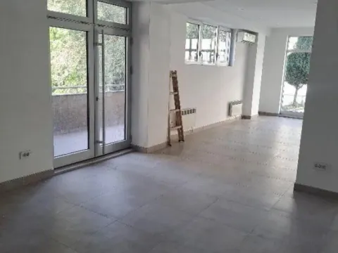 Sale, office space, 117m², Kluz, Zvezdara Sve Podlokacije - image 9