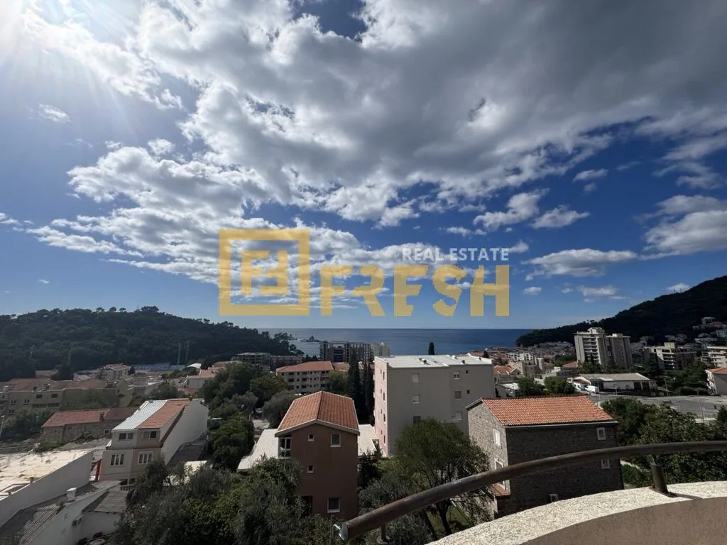 Prodaja, četvorosoban stan, 173m², Petrovac, Budva