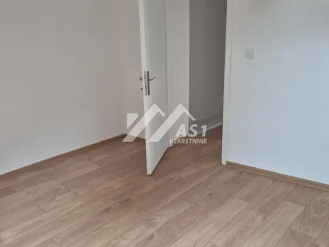 Izdavanje, trosoban stan, 77m², Adamovićevo Naselje, Novi Sad Sve Podlokacije - image 14