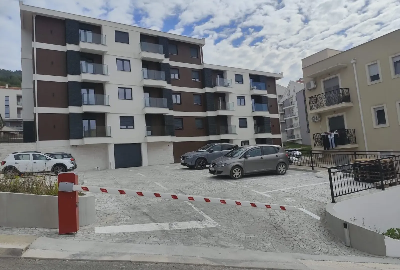 Rent, one bedroom apartment, 34m², Kava, Tivat