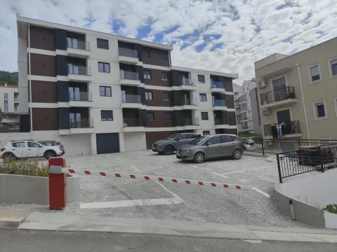 Rent, one bedroom apartment, 34m², Kava, Tivat - image 16