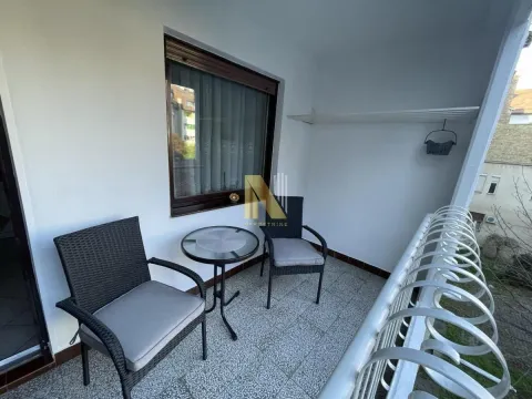 Izdavanje, trosoban stan, 89m², Centar, Novi Sad - image 13