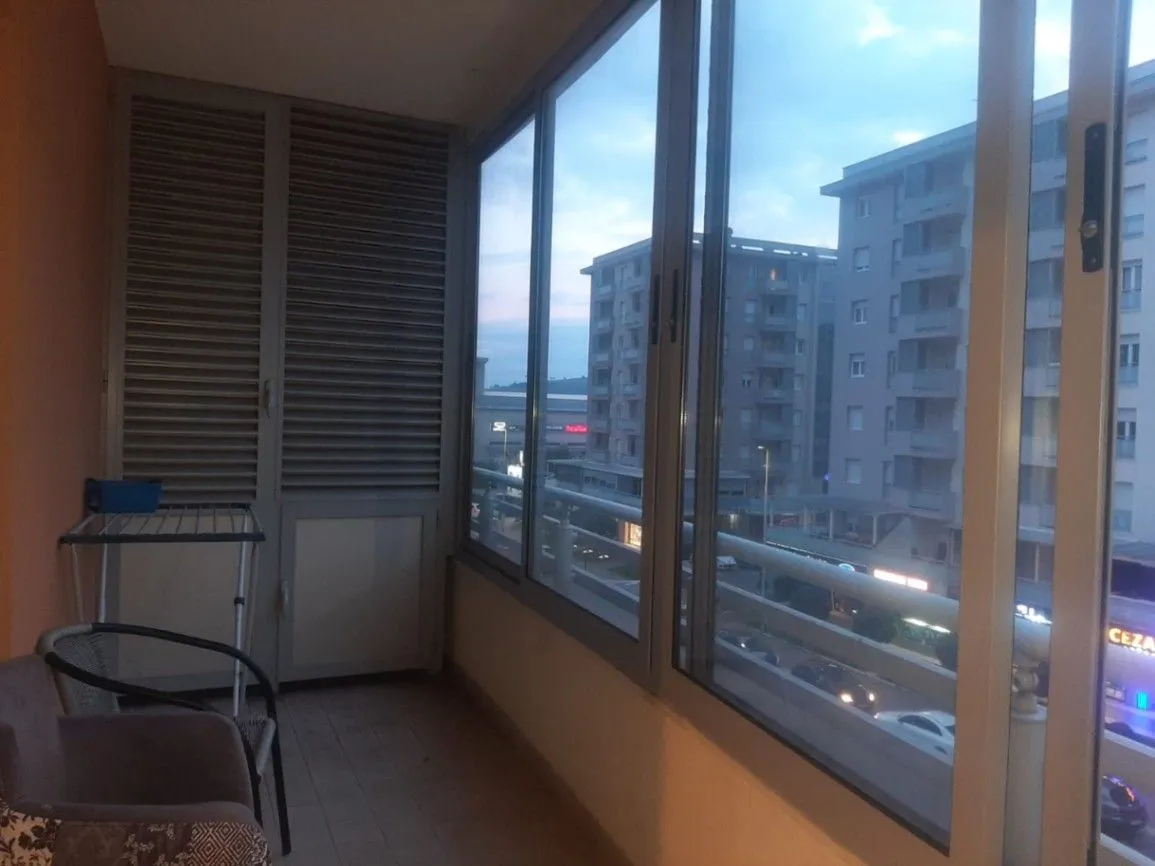 Rent, studio apartment, 35m², City Kvart, Podgorica