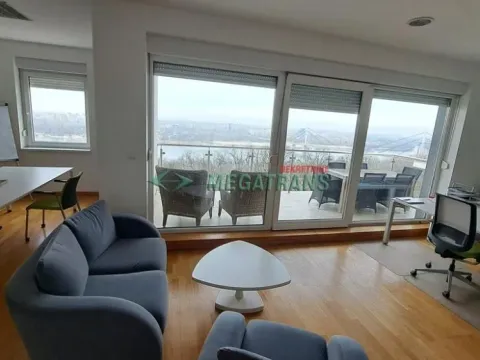 Prodaja, stan, 152m², Sremska Kamenica, Petrovaradin