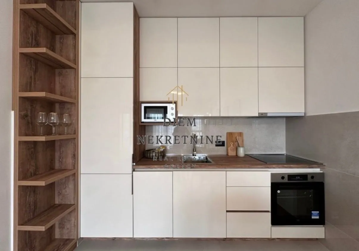 Izdavanje, jednosoban stan, 45m², Gorica C, Podgorica