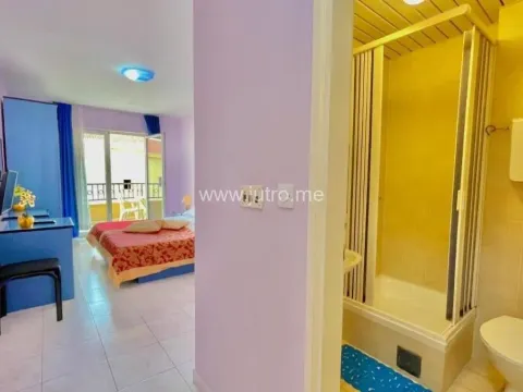 Sale, hospitality venue, 1300m², Budva, Crna Gora - image 12