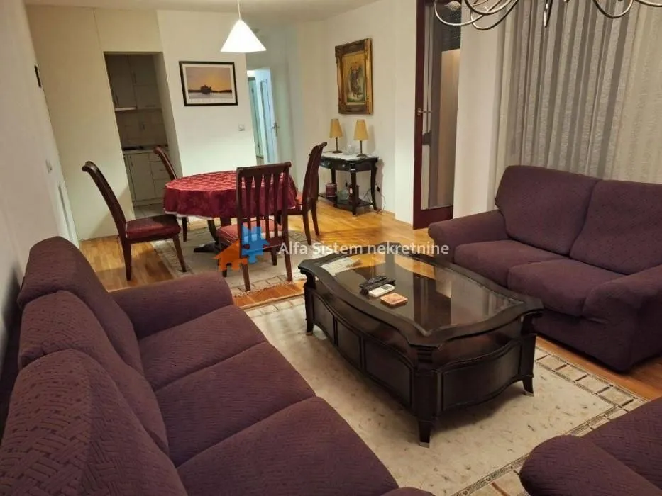 Rent, four bedroom apartment, 103m², Crveni Krst, Beograd