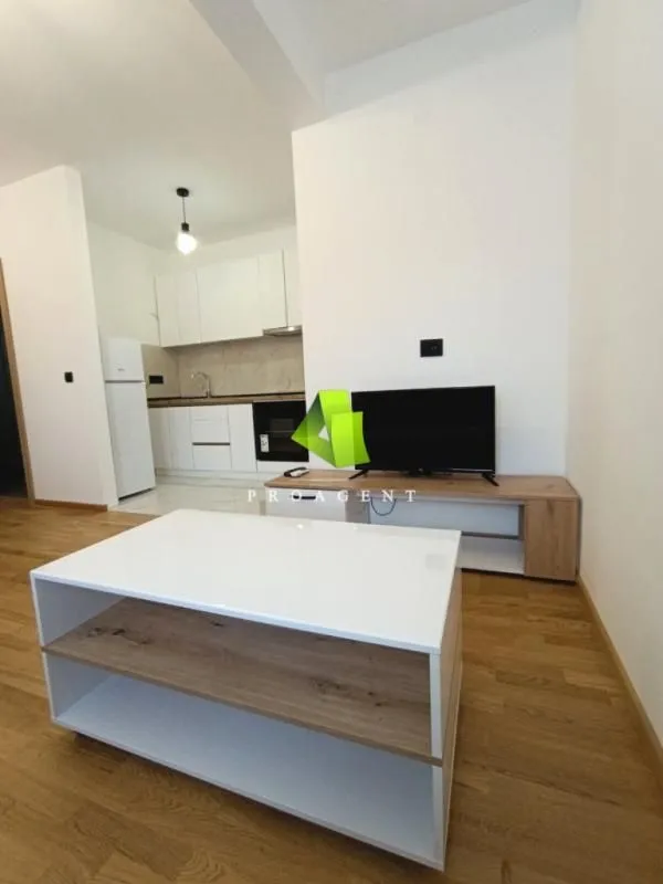 Rent, one bedroom apartment, 33m², Medijana, Niš