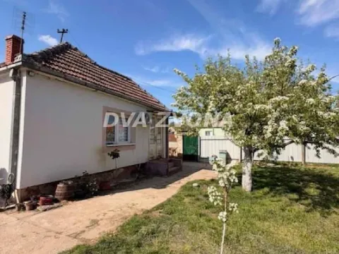 Prodaja, kuća, 42m², Čortanovci, Inđija - image 7