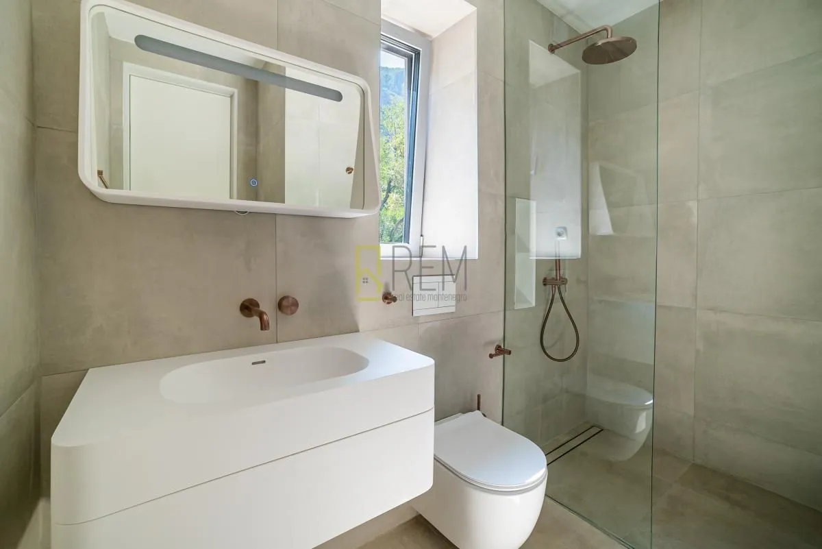 Sale, house, 230m², Tudorovići, Budva