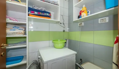 Izdavanje, dvosoban stan, 70m², City Kvart, Podgorica - image 11