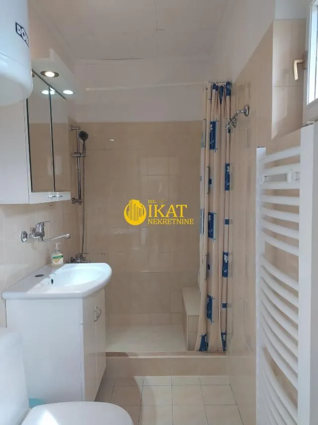 Prodaja, kuća, 151m², Titel, Novi Sad