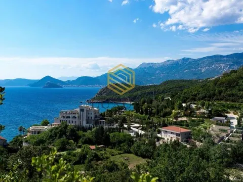 Sale, house, 425m², Rijeka Reževići, Budva - image 13