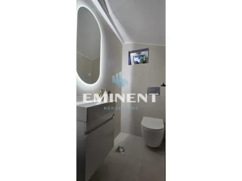 Prodaja, stan, 196m², Severni Bulevar, Zvezdara Sve Podlokacije - image 13