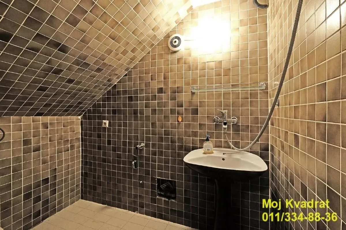 Sale, house, 250m², Brace Jerković, Voždovac Sve Podlokacije