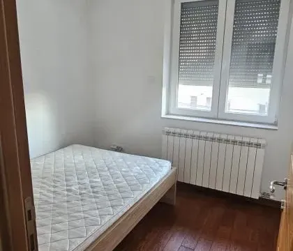 Rent, three bedroom apartment, 55m², Bulbulder, Zvezdara Sve Podlokacije - image 12