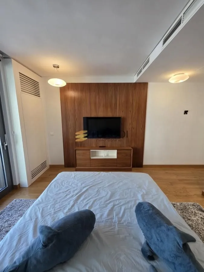 Sale, four bedroom apartment, 138m², Savski Venac, Beograd