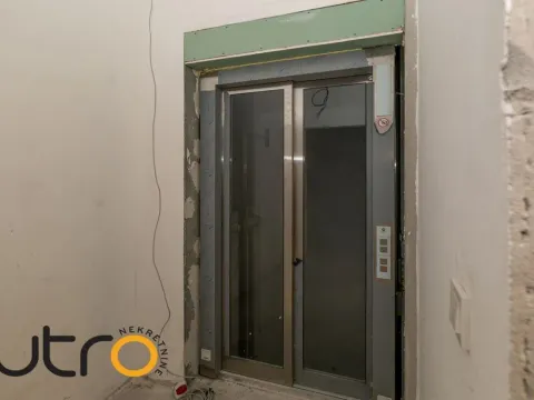 Rent, office space, 178m², Podgorica, Crna Gora - image 14