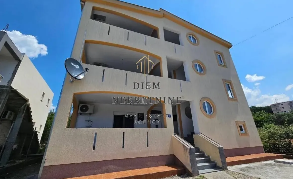 Rent, three bedroom apartment, 116m², Bjeliši, Bar
