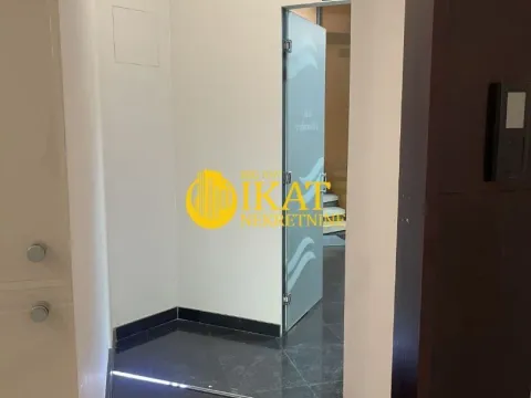 Izdavanje, poslovni prostor, 526m², Stari Grad, Beograd - image 18