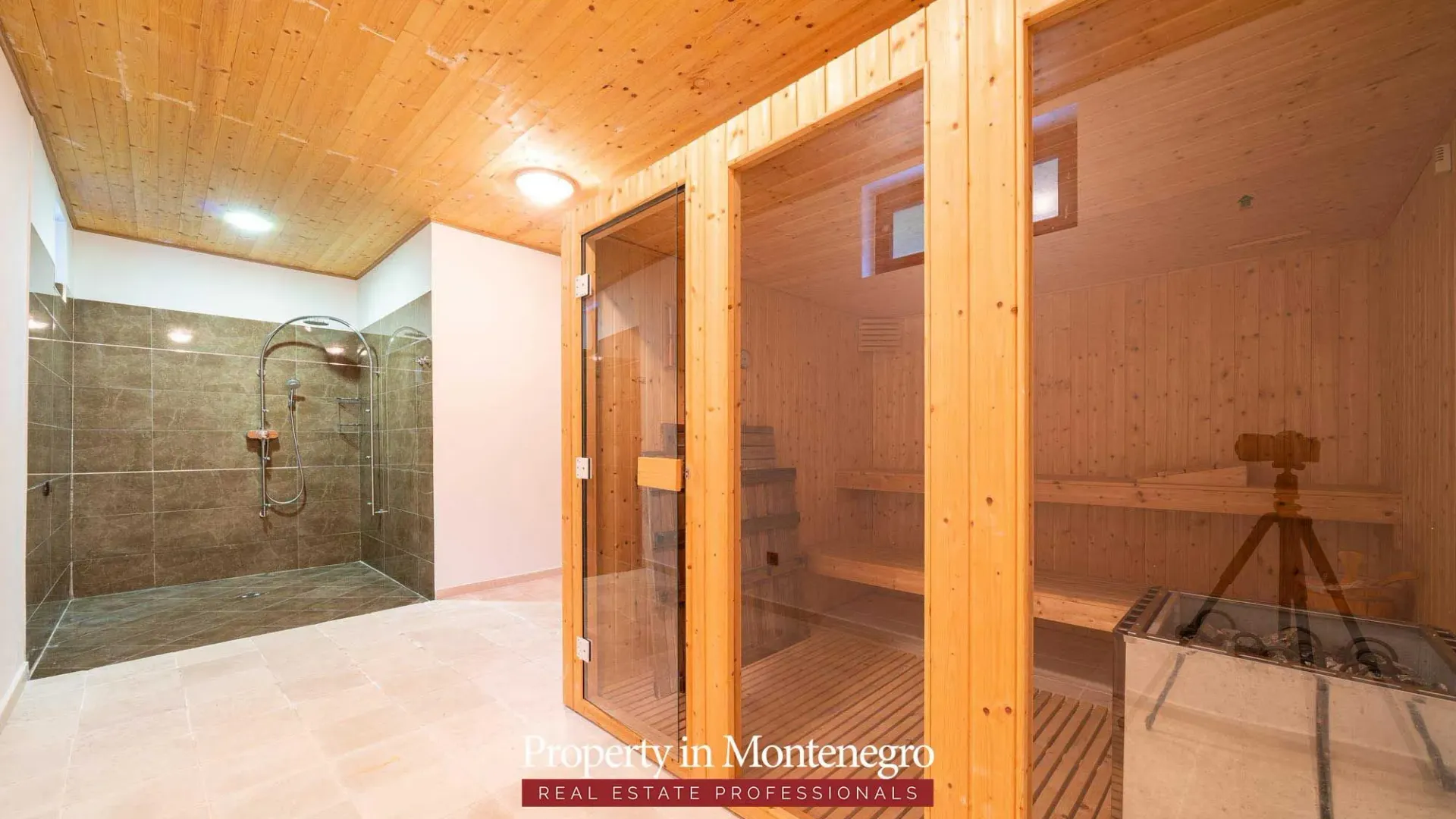 Sale, house, 971m², Petrovac, Budva