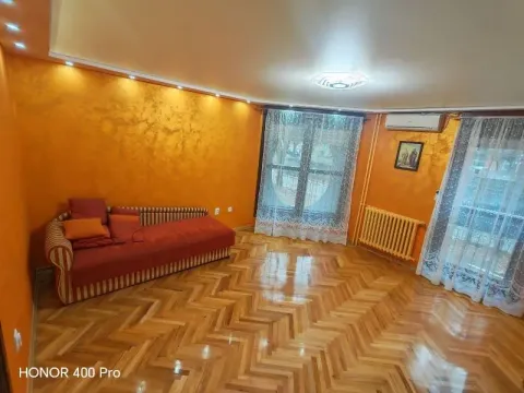 Sale, three bedroom apartment, 75m², Centar Sve Podlokacije, Beograd - image 1