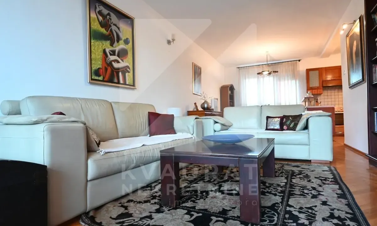 Rent, three bedroom apartment, 86m², Centar, Podgorica